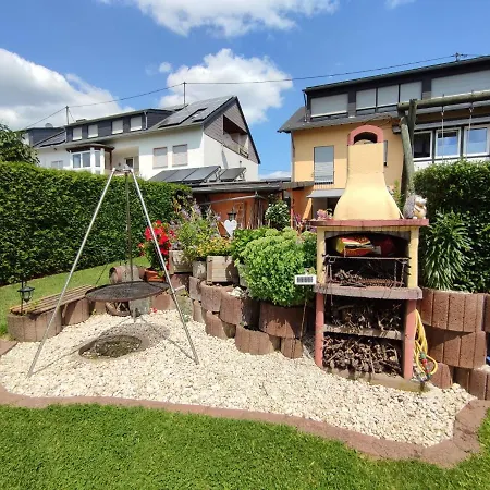 Klaus U. Baerbel Креф