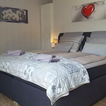 Klaus U. Baerbel Креф